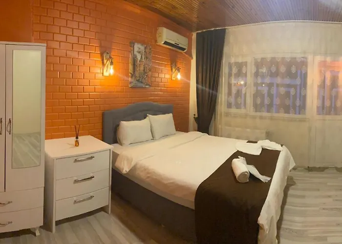 Hotel Taksim Bricktown *