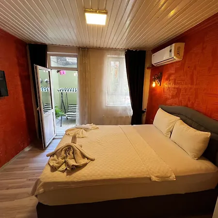 Hotel Taksim Bricktown