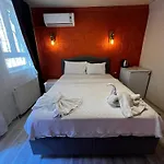 Hotel Taksim Bricktown *