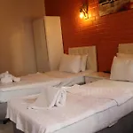 Hotel Taksim Bricktown *